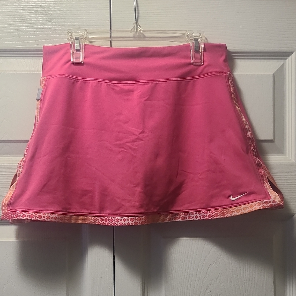 Nike Women's Skater Skirt in Pink and Peach